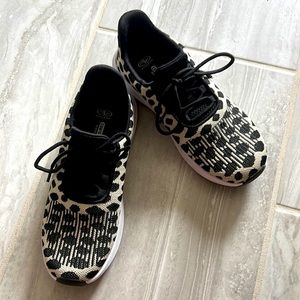 Athletic Shoes. Size 7. Worn twice. Comfort Fit.